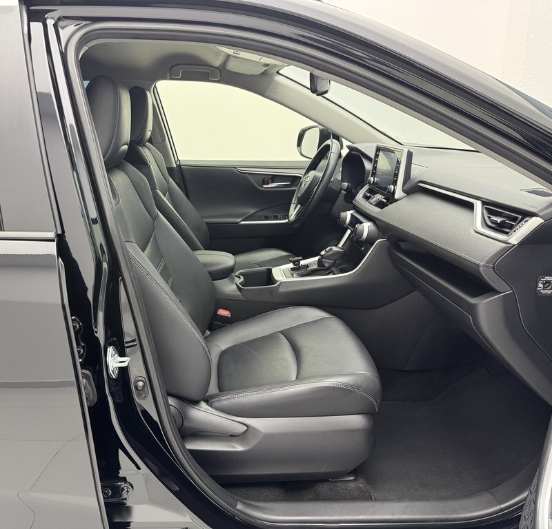 2022 Toyota RAV4, 2.0L, 90800km - Image 11