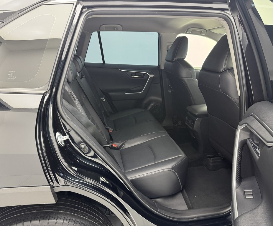 2022 Toyota RAV4, 2.0L, 90800km - Image 12