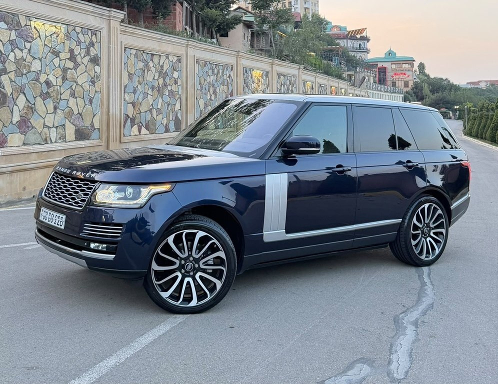 2014 Land Rover Range Rover, 3.0L, 196150km - Image 4