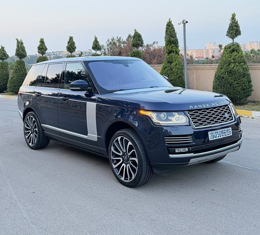 2014 Land Rover Range Rover, 3.0L, 196150km - Image 5