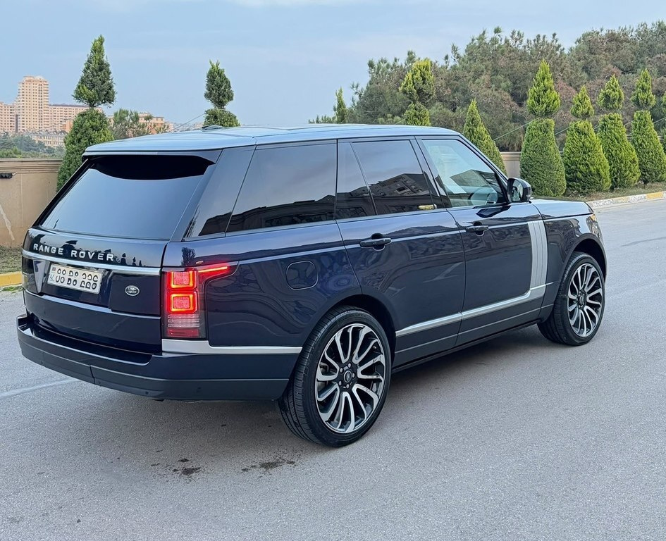 2014 Land Rover Range Rover, 3.0L, 196150km - Image 6