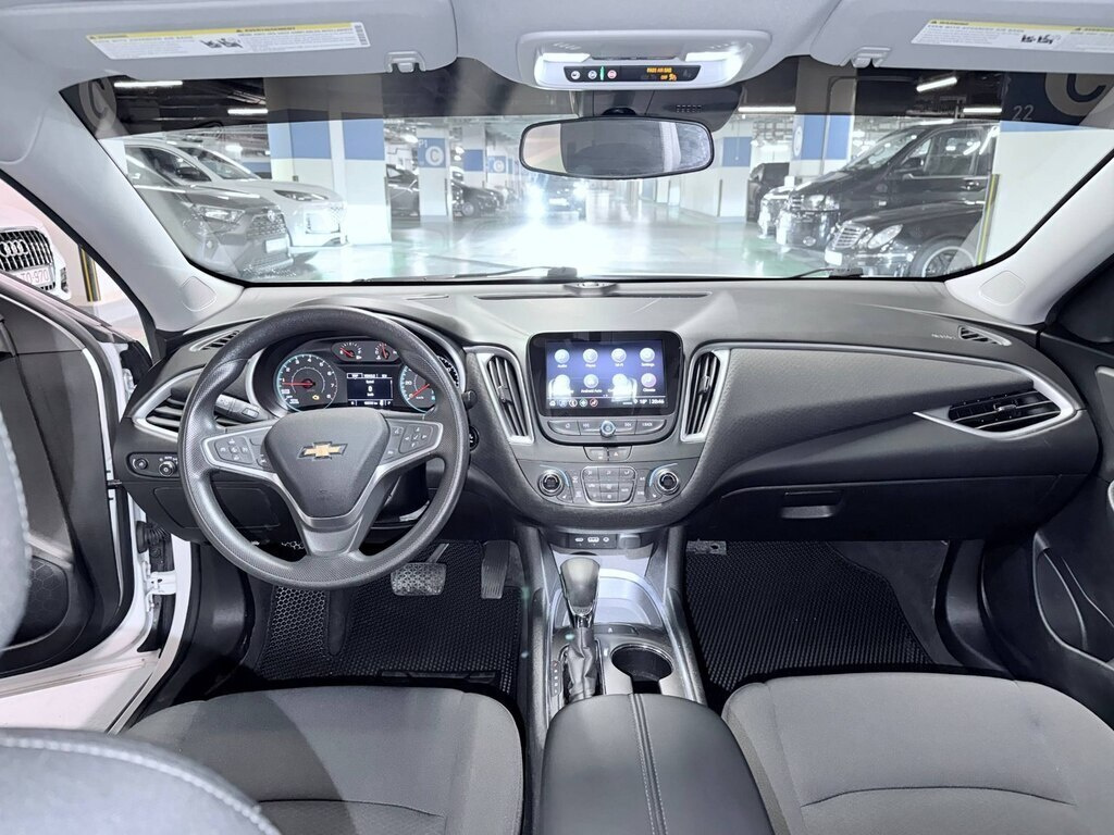 2023 Chevrolet Malibu, 1.5L, 108000km - Image 7