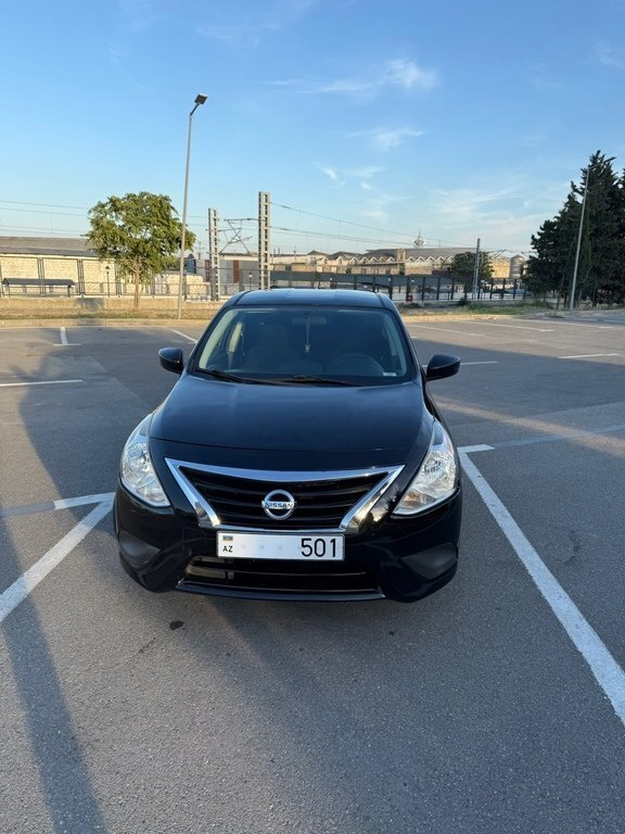 2018 Nissan Versa, 1.6L, 140000km - Image 3