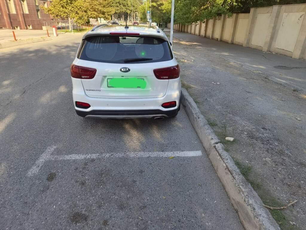 2019 Kia Sorento, 2.4L, 145263km - Image 2