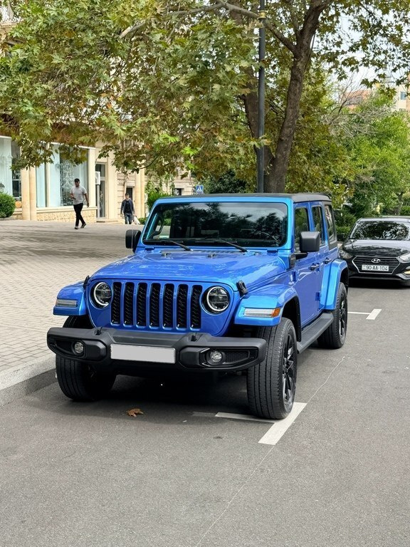 2022 Jeep Wrangler, 2.0L, 79800km - Image 2