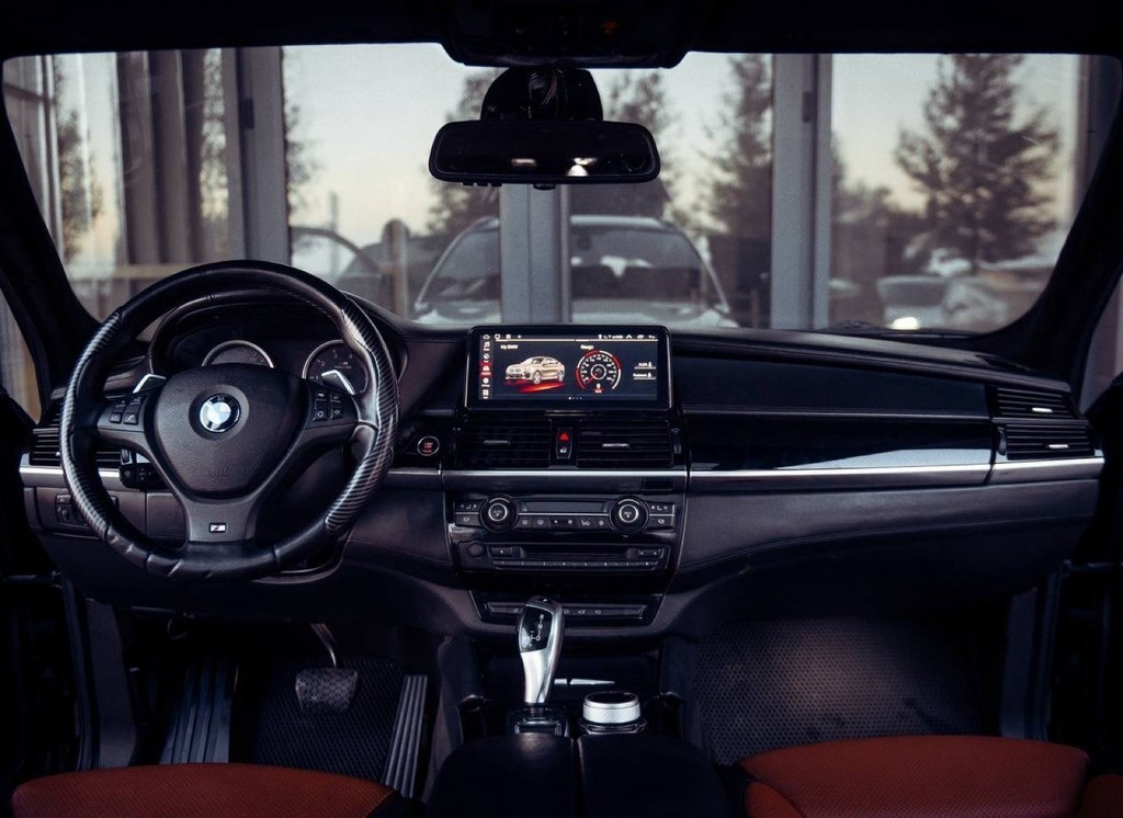 2012 BMW X6, 3.0L, 112000km - Image 13