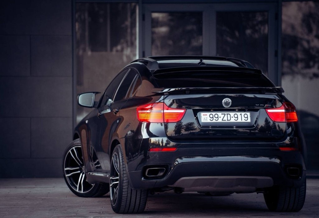 2012 BMW X6, 3.0L, 112000km - Image 10