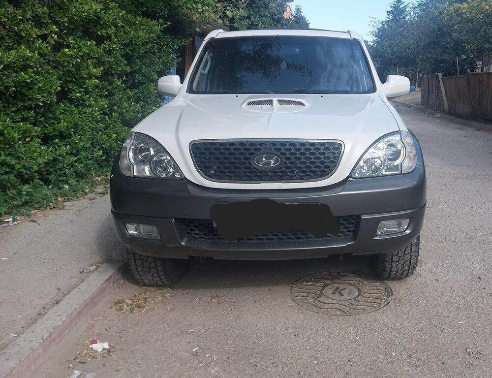 2006 Hyundai Terracan, 2.9L, 320000km - Image 1