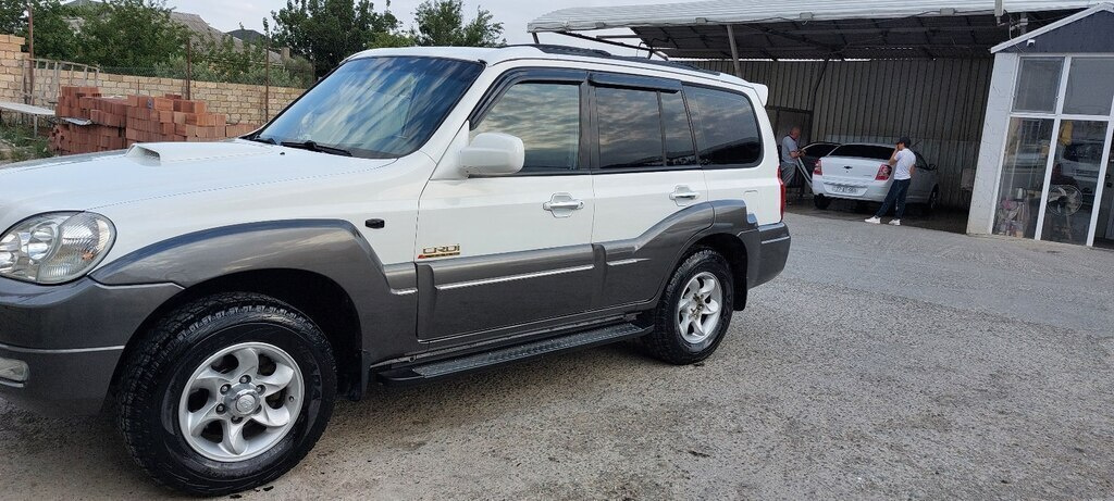 2006 Hyundai Terracan, 2.9L, 320000km - Image 7