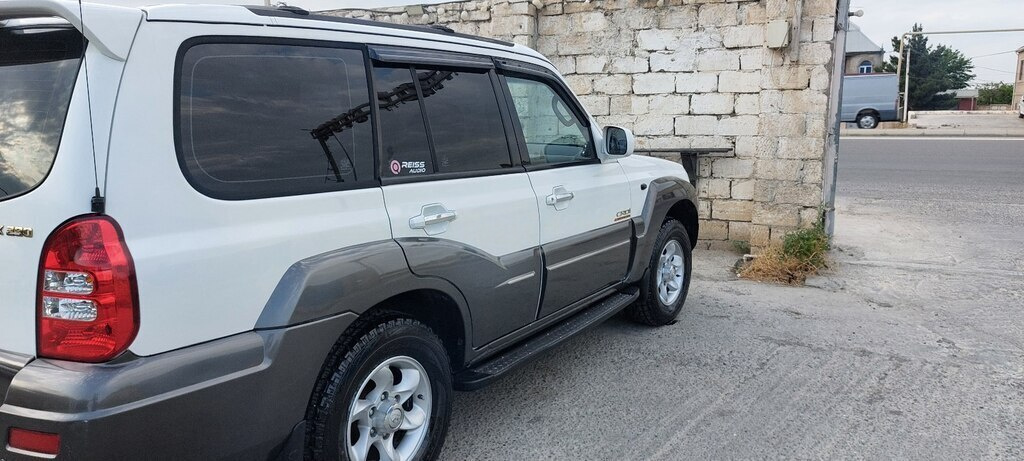 2006 Hyundai Terracan, 2.9L, 320000km - Image 10