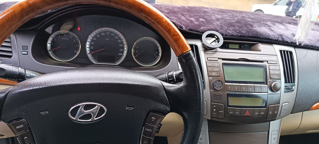 2008 Hyundai Sonata, 2.4L, 278000km - Image 8