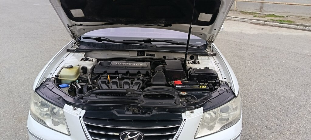 2008 Hyundai Sonata, 2.4L, 278000km - Image 10