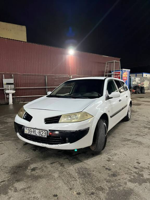 2008 Renault Megane, 1.5L, 480000km - Image 1
