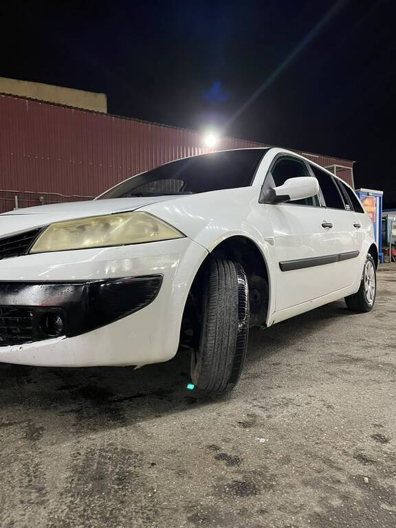 2008 Renault Megane, 1.5L, 480000km - Image 4