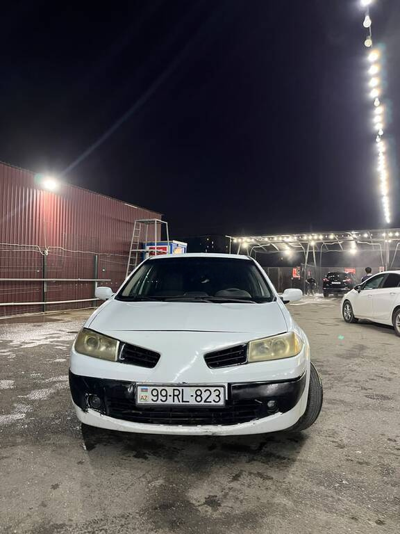 2008 Renault Megane, 1.5L, 480000km - Image 5