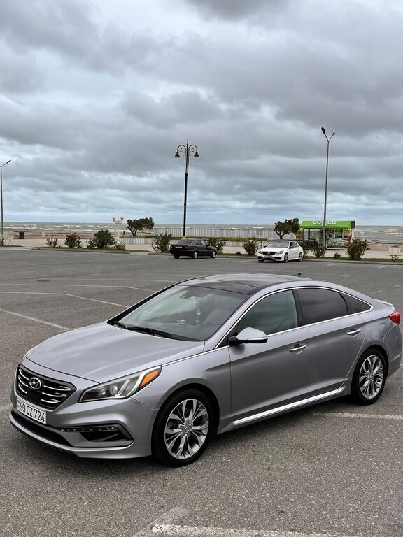 2017 Hyundai Sonata, 2.0L, 105000km - Image 3