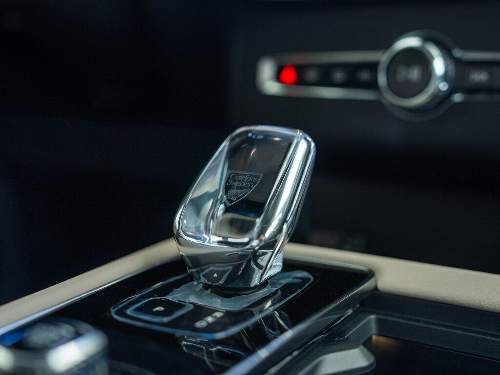2026 Volvo XC90, 2.0L, 0km - Image 13