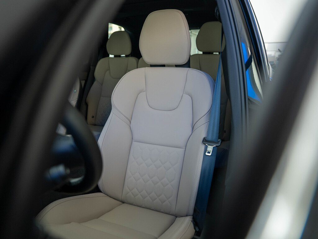 2026 Volvo XC90, 2.0L, 0km - Image 14