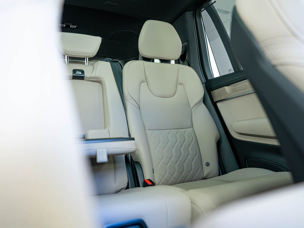 2026 Volvo XC90, 2.0L, 0km - Image 16