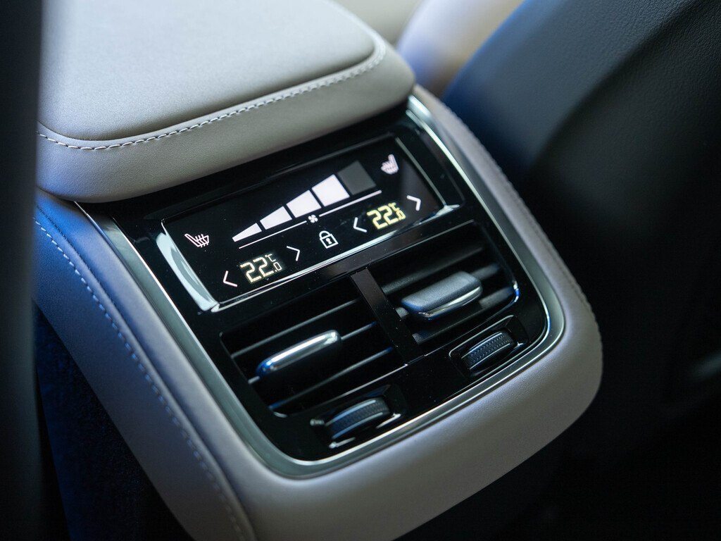 2026 Volvo XC90, 2.0L, 0km - Image 18