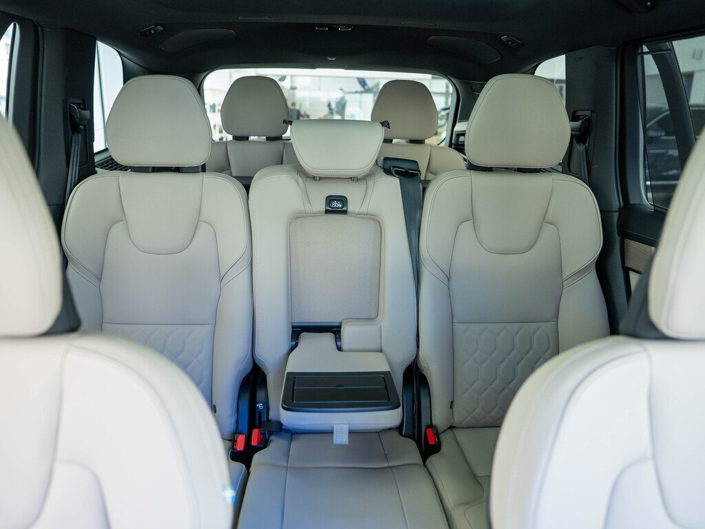 2026 Volvo XC90, 2.0L, 0km - Image 19