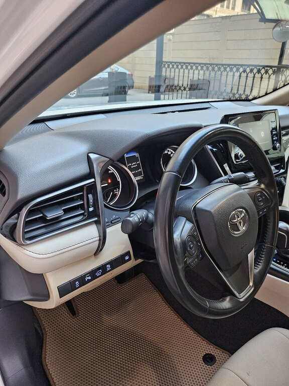 2023 Toyota Camry, 2.5L, 40200km - Image 11