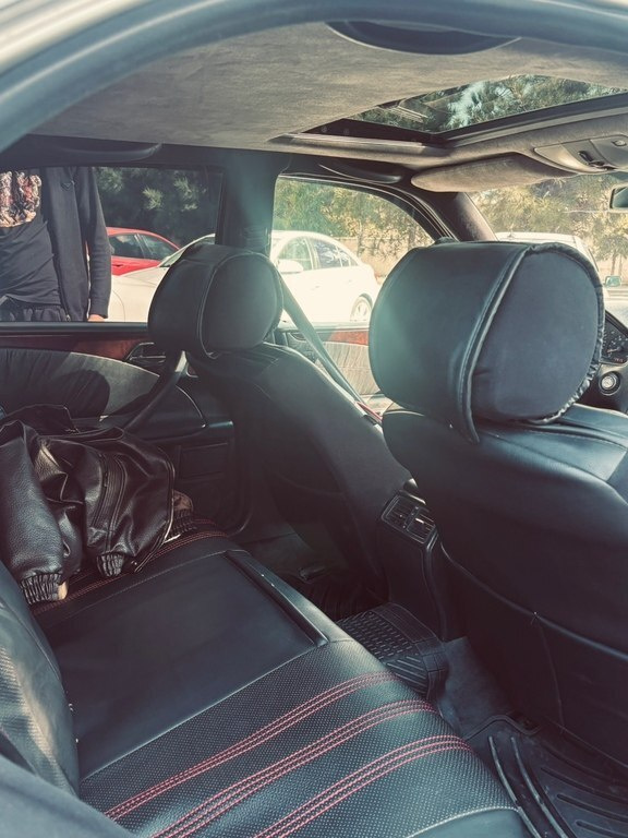 1996 Mercedes E 230, 2.3L, 250000km - Image 10