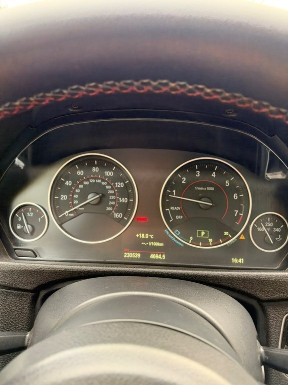 2015 BMW 328, 2.0L, 231000km - Image 11