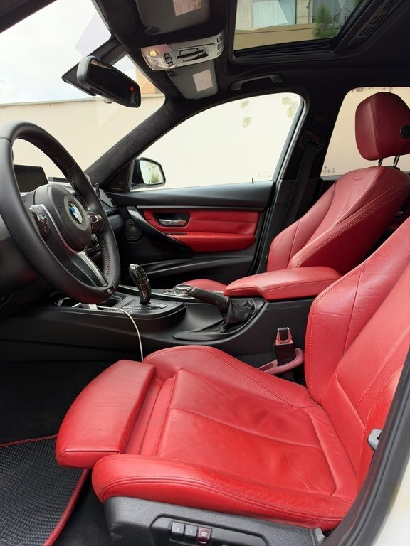 2015 BMW 328, 2.0L, 231000km - Image 8