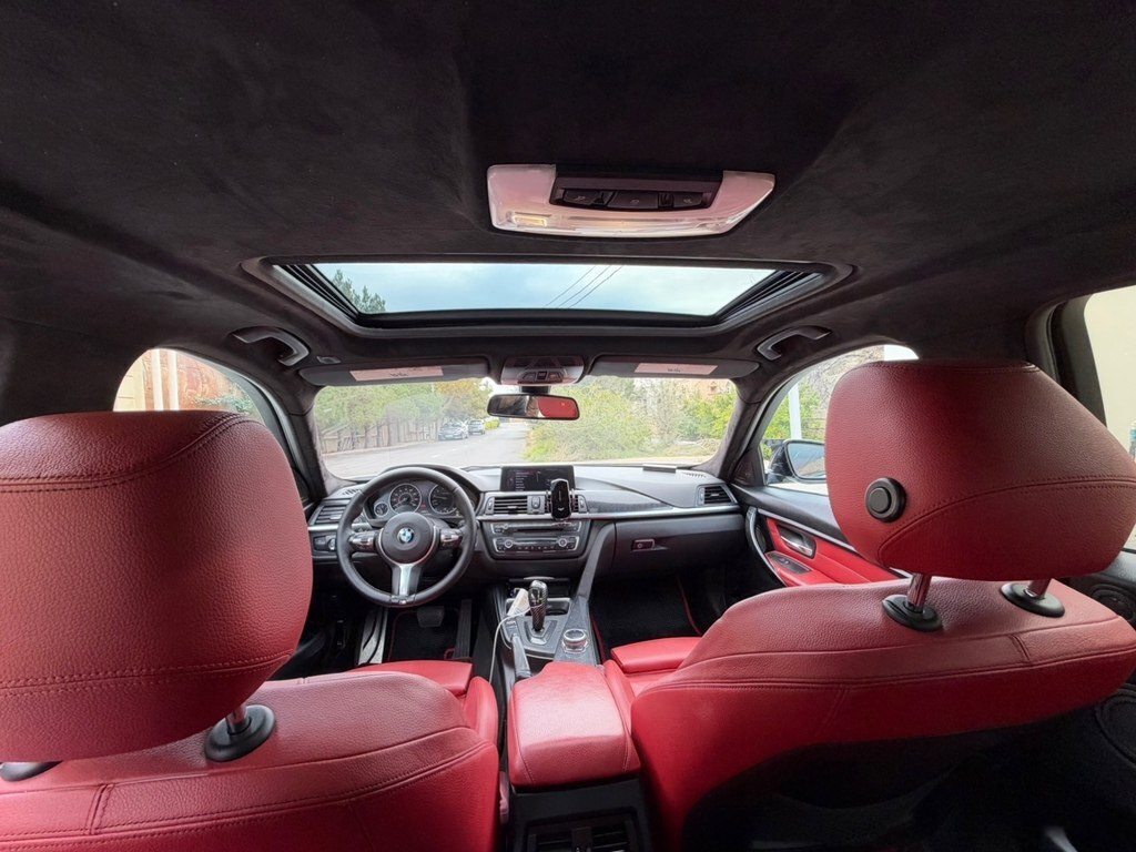 2015 BMW 328, 2.0L, 231000km - Image 10