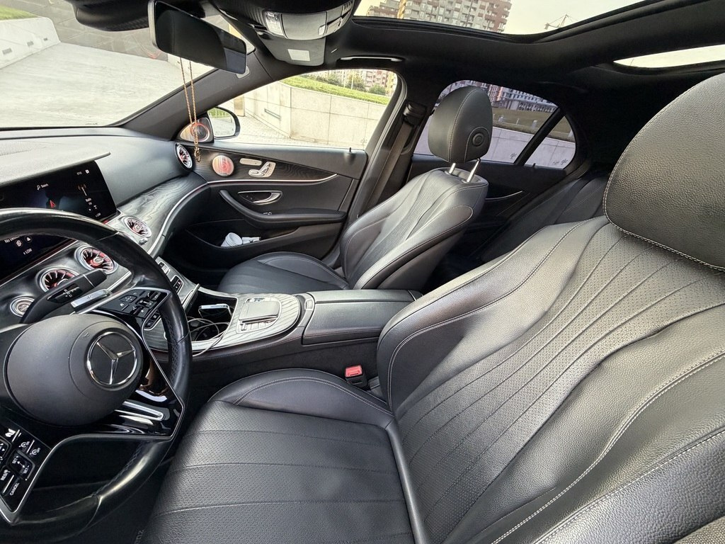 2022 Mercedes E 350, 2.0L, 133000km - Image 6