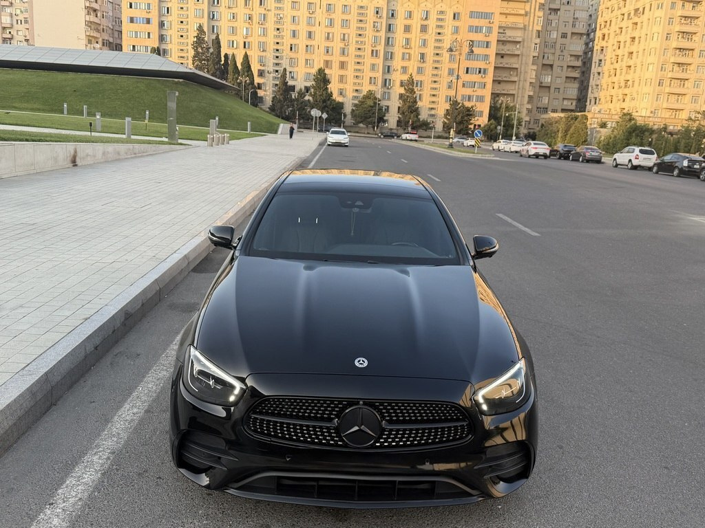 2022 Mercedes E 350, 2.0L, 133000km - Image 8