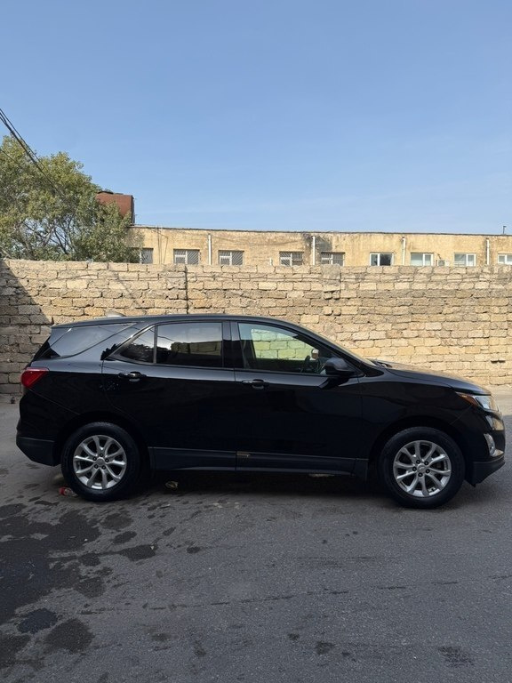 2019 Chevrolet Equinox, 1.5L, 144000km - Image 3