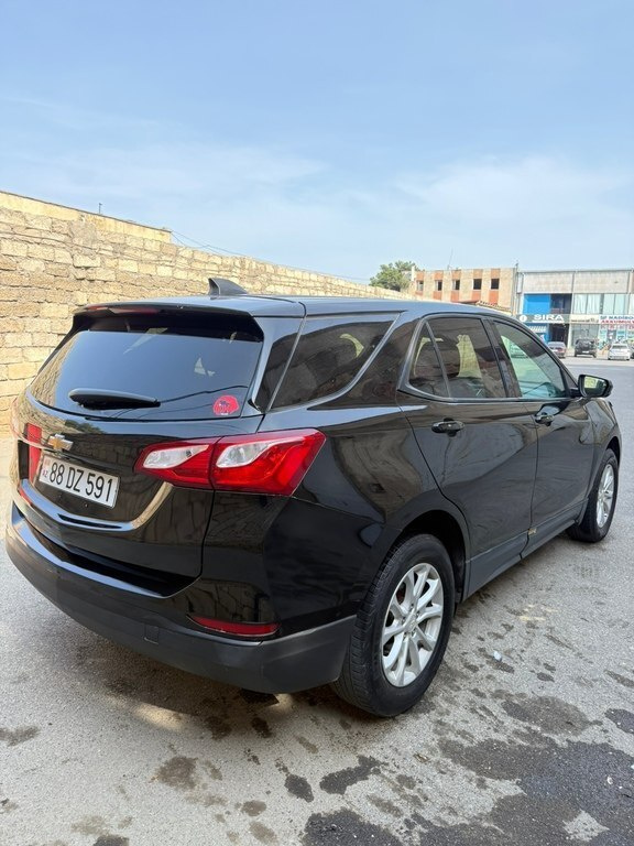 2019 Chevrolet Equinox, 1.5L, 144000km - Image 4