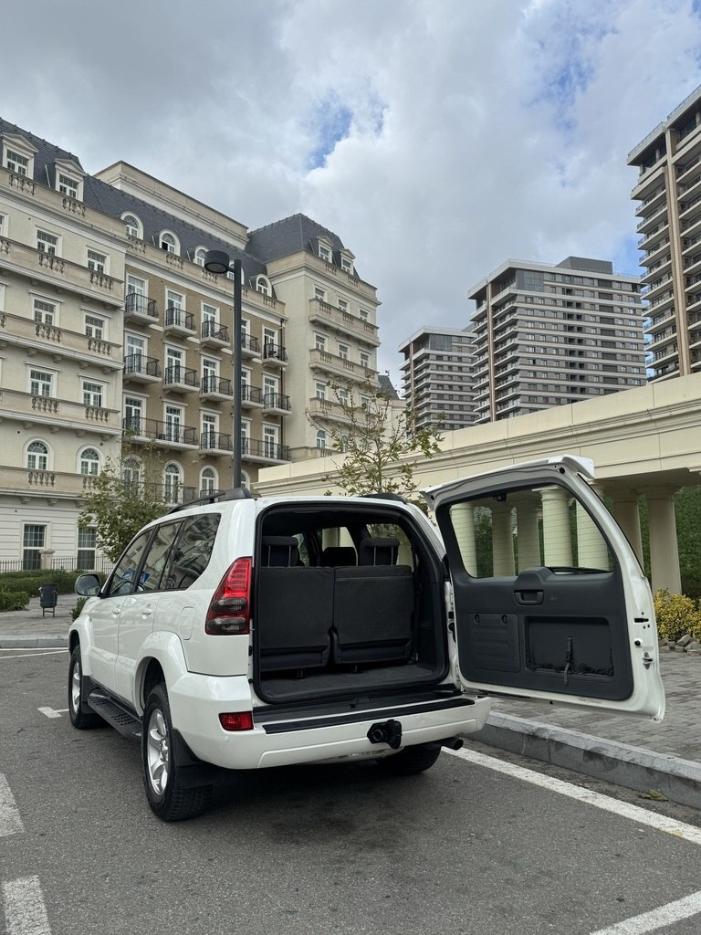 2008 Toyota Land Cruiser Prado, 2.7L, 305000km - Image 14