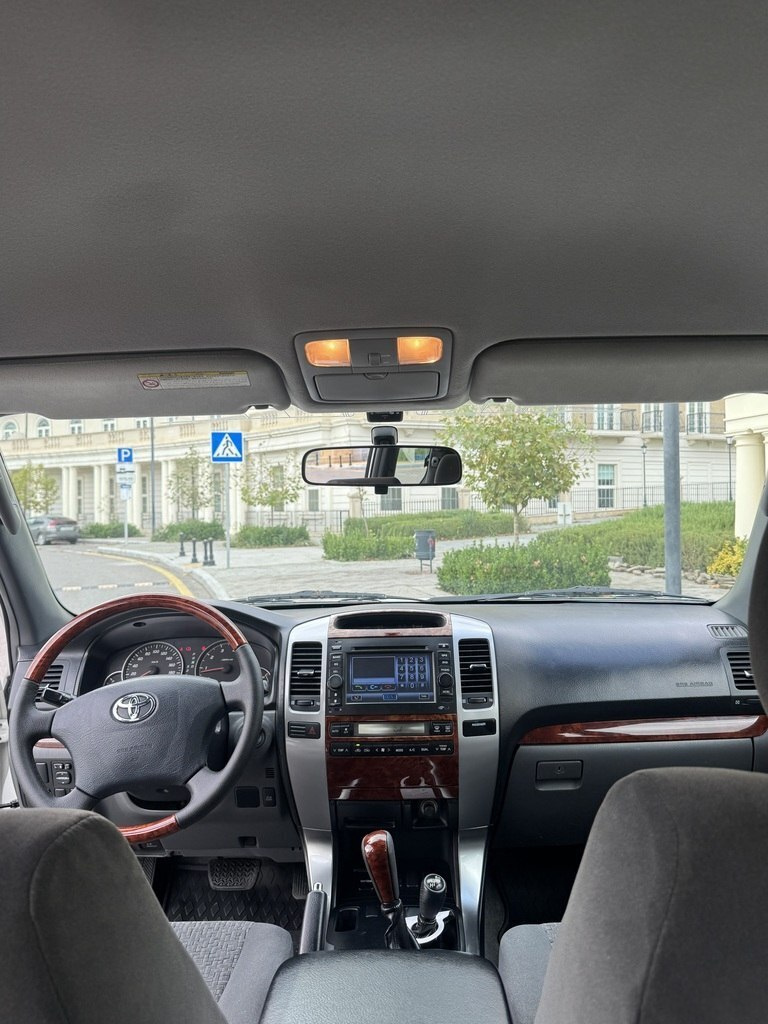 2008 Toyota Land Cruiser Prado, 2.7L, 305000km - Image 18