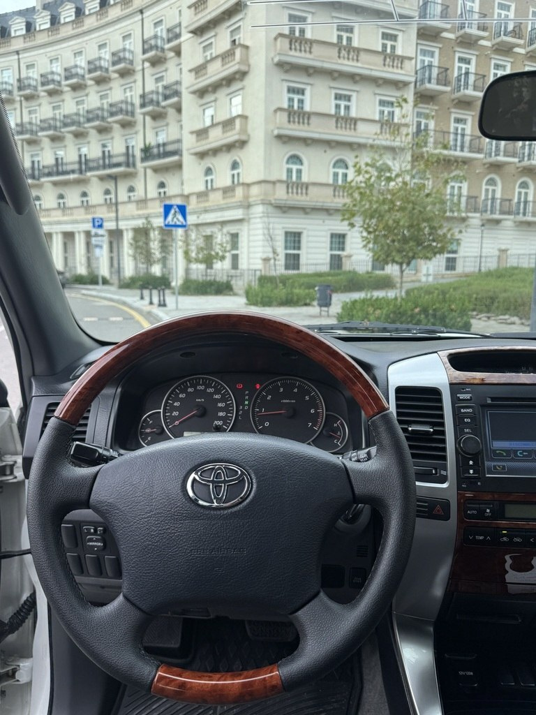 2008 Toyota Land Cruiser Prado, 2.7L, 305000km - Image 19