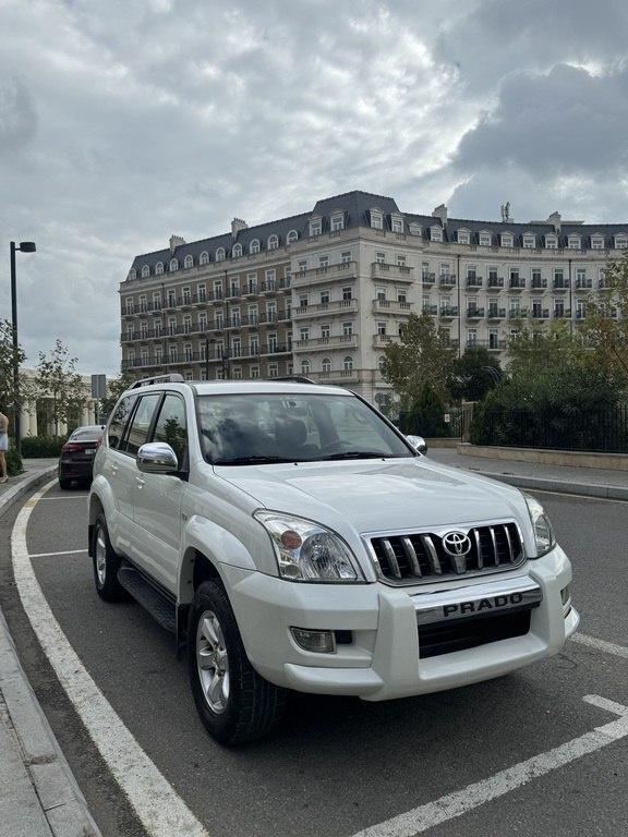 2008 Toyota Land Cruiser Prado, 2.7L, 305000km - Image 6