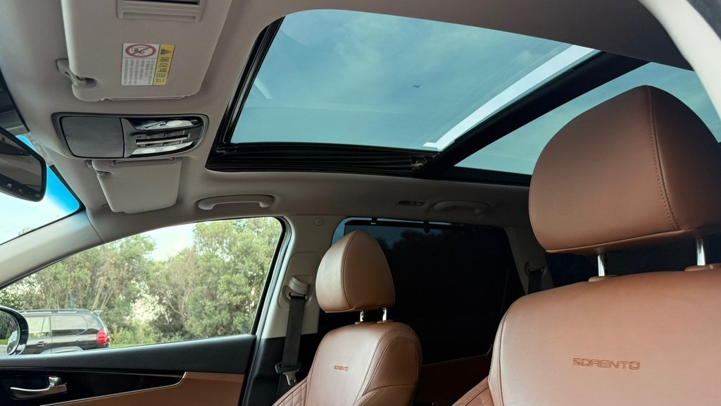 2018 Kia Sorento, 2.0L, 153000km - Image 8