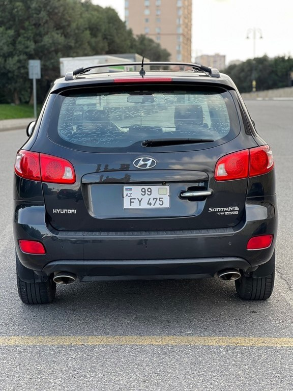 2008 Hyundai Santa Fe, 2.7L, 332000km - Image 4