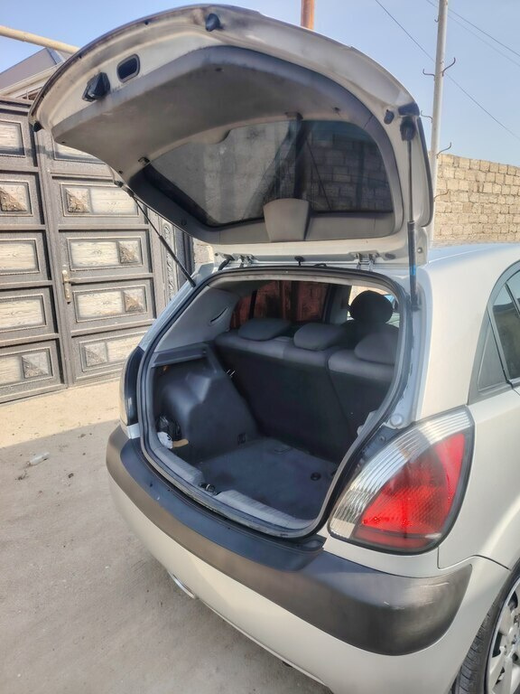 2006 Kia Rio, 1.5L, 312084km - Image 6