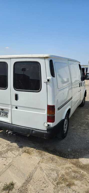 2000 Ford Transit, 2.2L, 400000km - Image 2