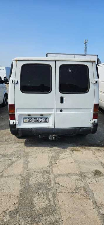 2000 Ford Transit, 2.2L, 400000km - Image 3