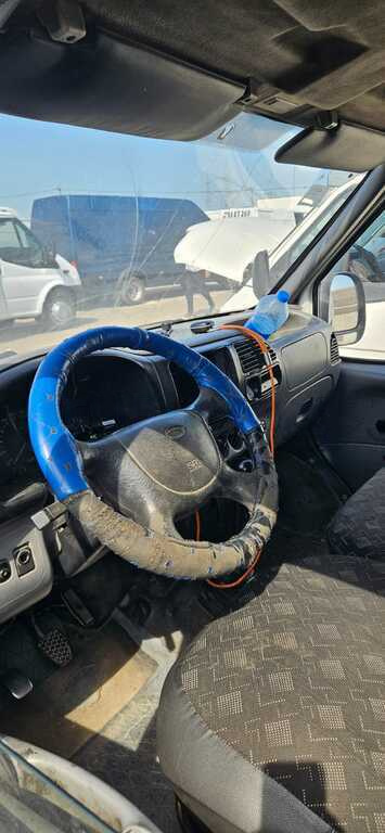 2000 Ford Transit, 2.2L, 400000km - Image 4