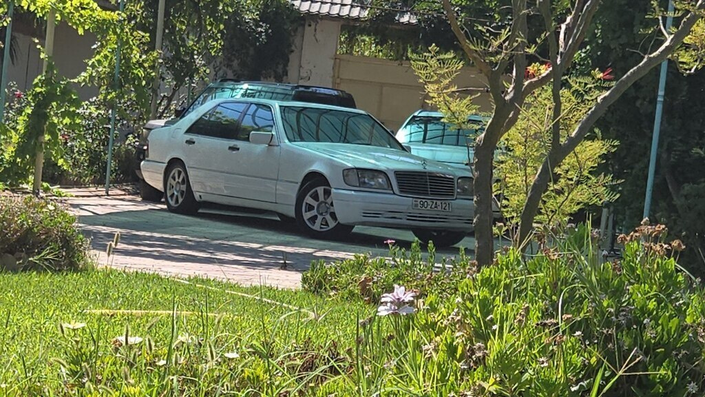 1997 Mercedes S 320, 3.2L, 420000km - Image 1