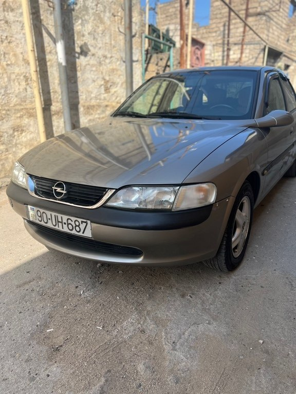 1997 Opel Vectra, 2.0L, 534000km - Image 2