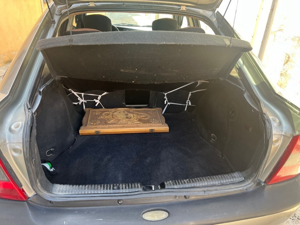 1997 Opel Vectra, 2.0L, 534000km - Image 12