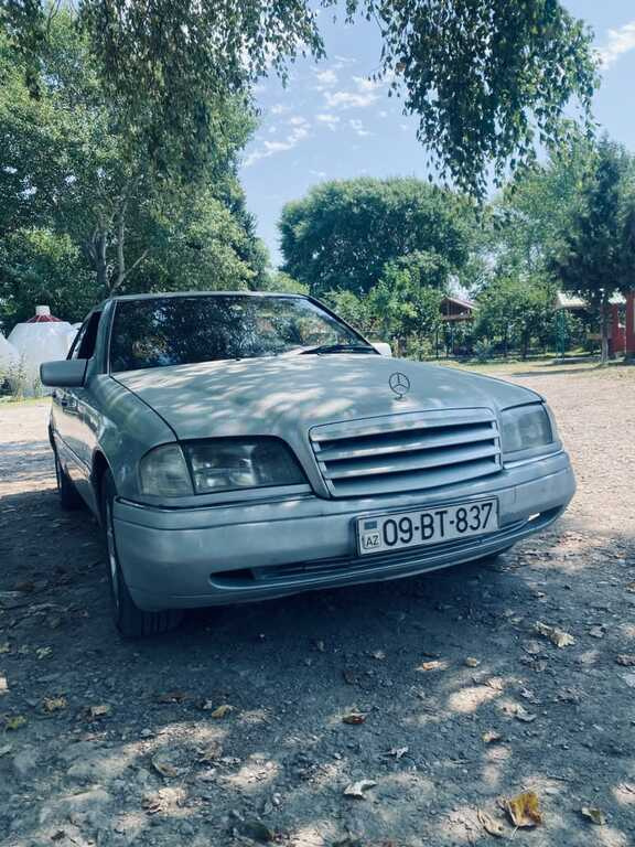 1994 Mercedes C 180, 1.8L, 500000km - Image 3