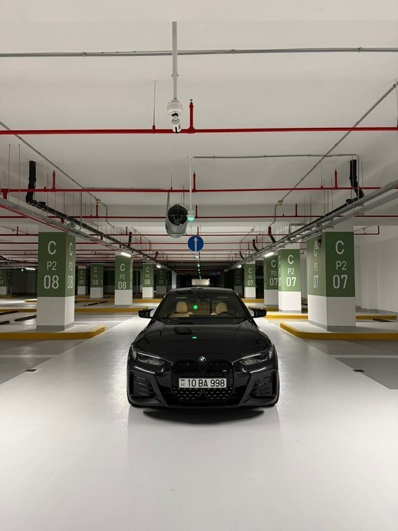 2022 BMW i4, 0.0L, 55000km - Image 1