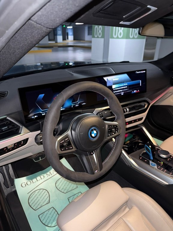 2022 BMW i4, 0.0L, 55000km - Image 11